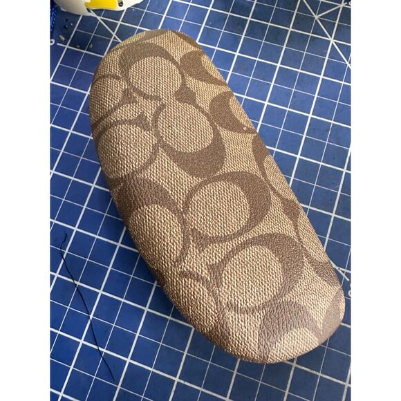 Coach Signature Print hard shell eyeglass sunglass case tan brown. 219 16003 - Picture 3 of 3